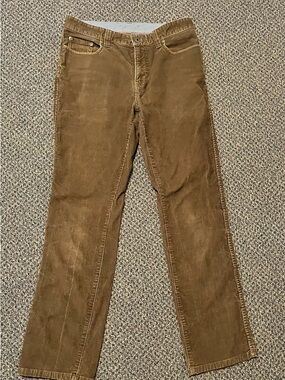 L.L. Bean Men's Corduroy Pants in Warm Brown